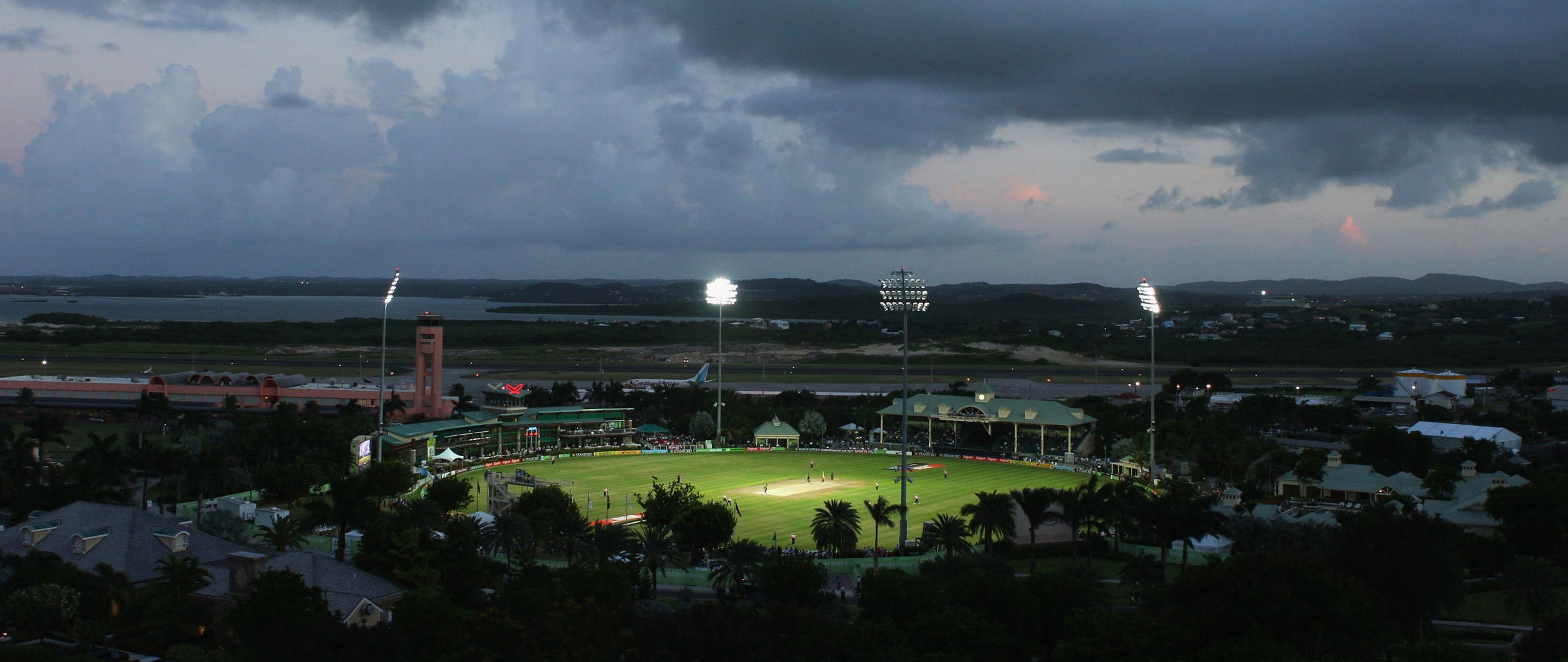 USA lose Super50 opener to Leeward Islands Hurricanes